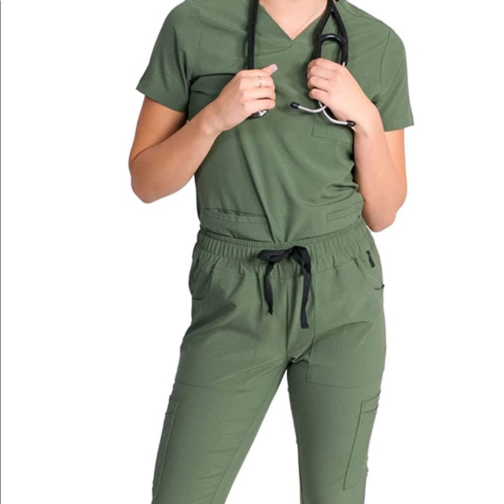 Medgear Jogger Olive Scrubs Set